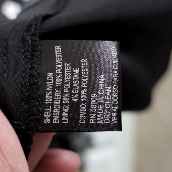 Alex Marie Lindsey sz 8 sheer and Embroidered floral dress - Picture 9 of 15